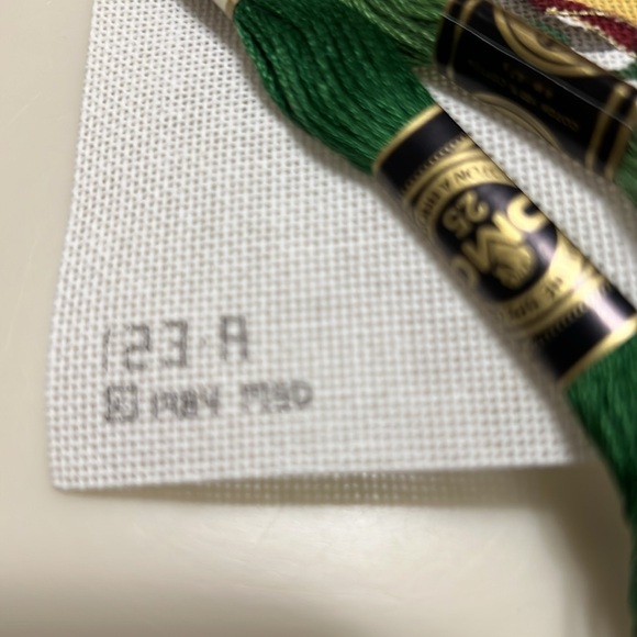 NEW Partridge in a Peartree ornament needlepoint kit - Picture 4 of 5